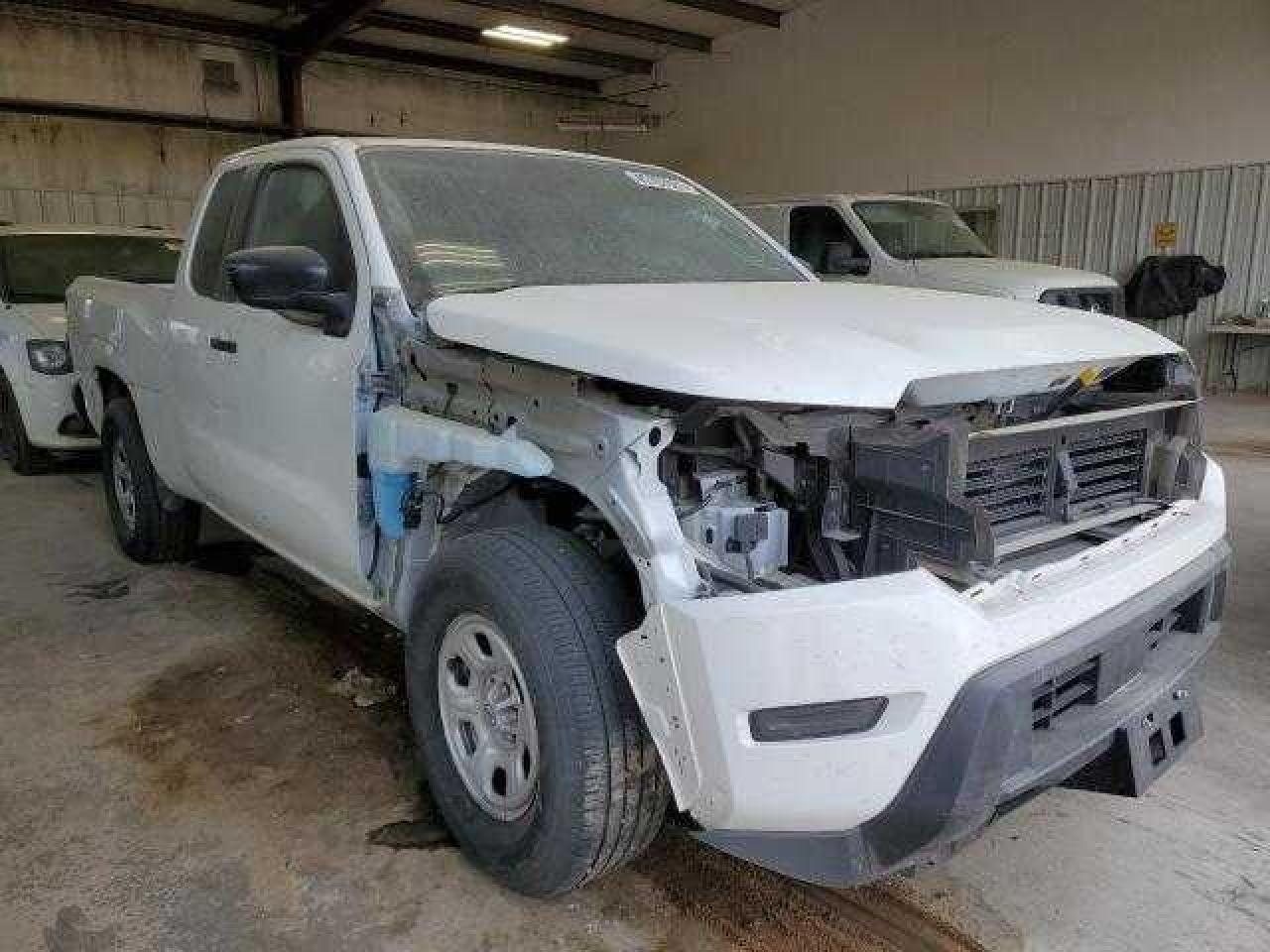NISSAN FRONTIER S