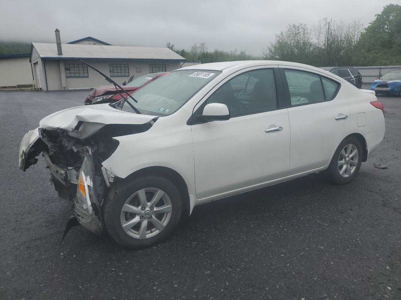 NISSAN VERSA S