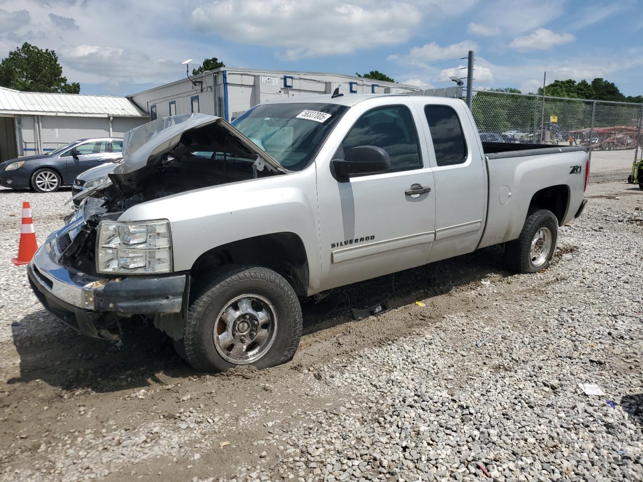 CHEVROLET SILVERADO K1500 LT