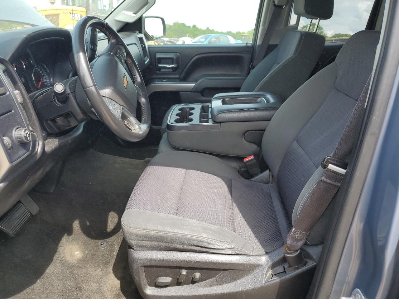 CHEVROLET SILVERADO C1500 LT