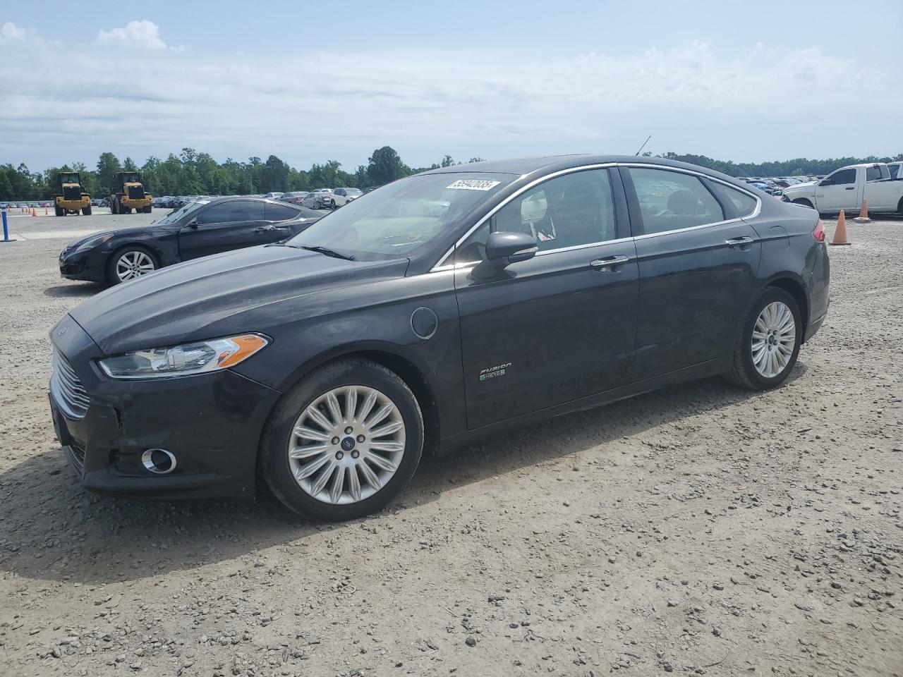 FORD FUSION TITANIUM PHEV