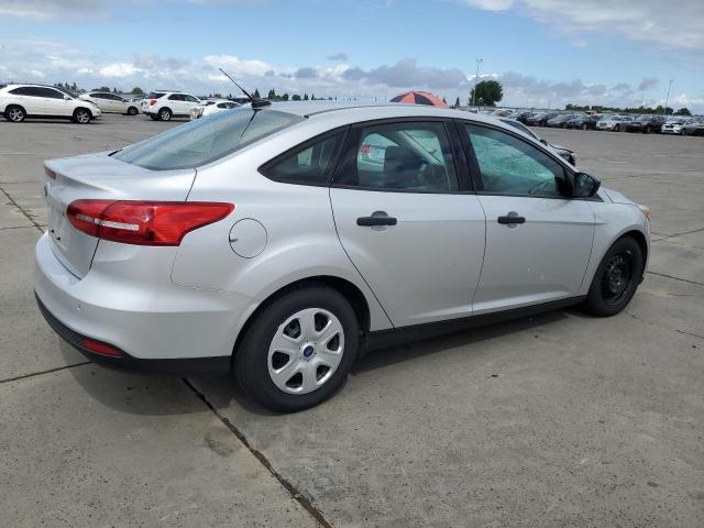 Vin: 1fadp3e25jl323006, lot: 56799325, ford focus s 20183