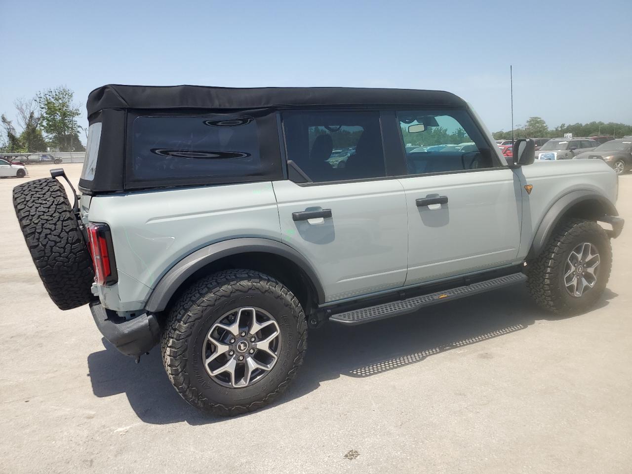 FORD BRONCO BADLANDS
