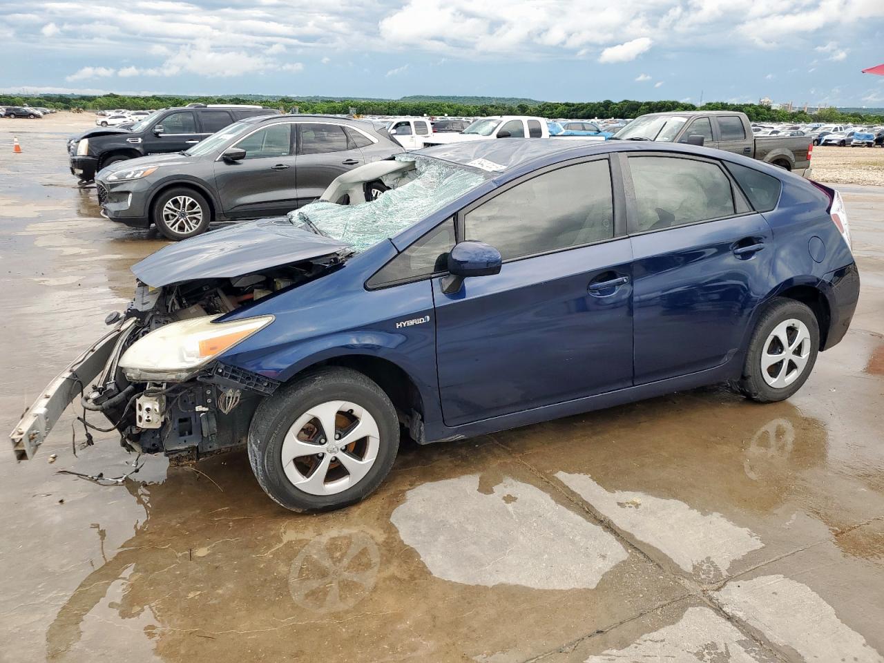 TOYOTA PRIUS