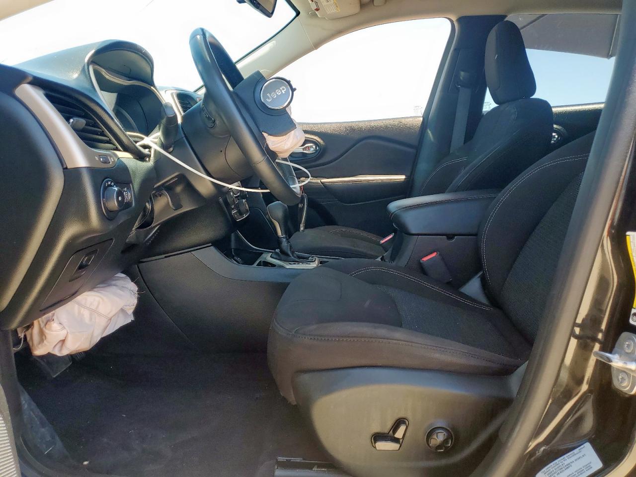 JEEP GRAND CHEROKEE LATITUDE