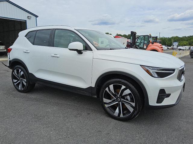 2024 VOLVO XC40 PLUS YV4L12UE8R2265355