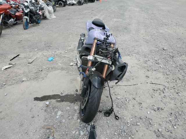 SUZUKI GSX-R1000 2006 JS1GT76A162103952 photo #3