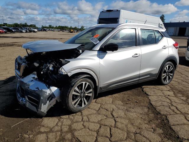NISSAN KICKS SR