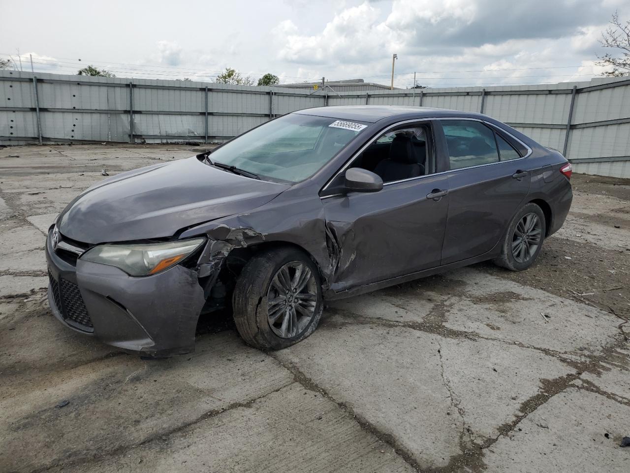 TOYOTA CAMRY LE