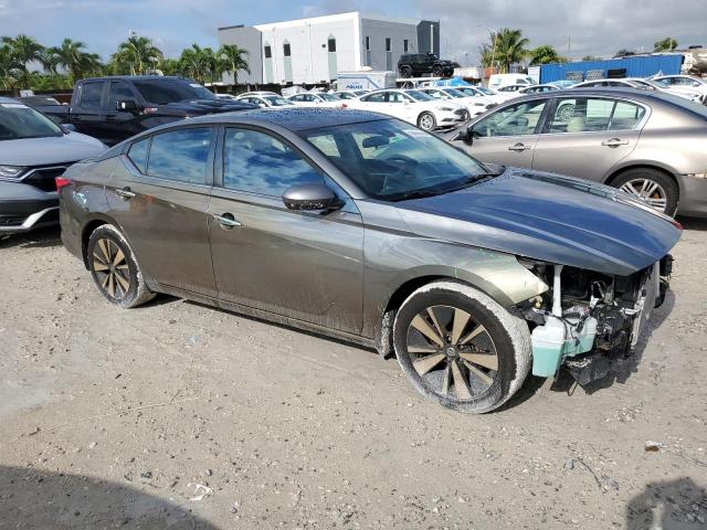 Vin: 1n4bl4dv1mn401553, lot: 56403595, nissan altima sv 20214