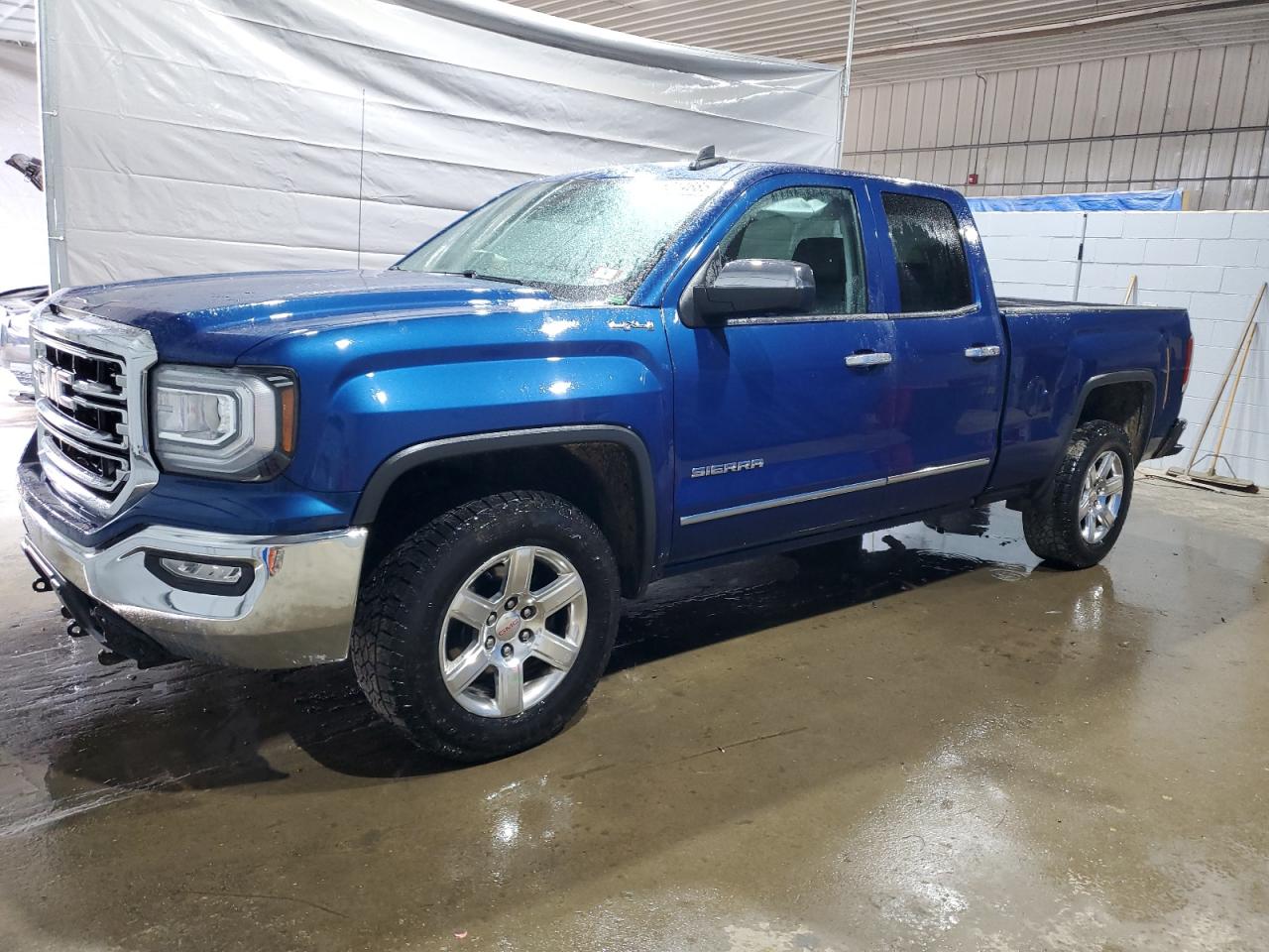 GMC SIERRA K1500 SLT