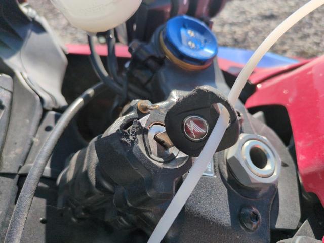 2024 HONDA CBR600 RR JH2PC40J2RK100146