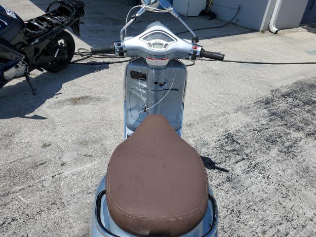 2022 VESPA PRIMAVERA/ ZAPCA06B3N5104171