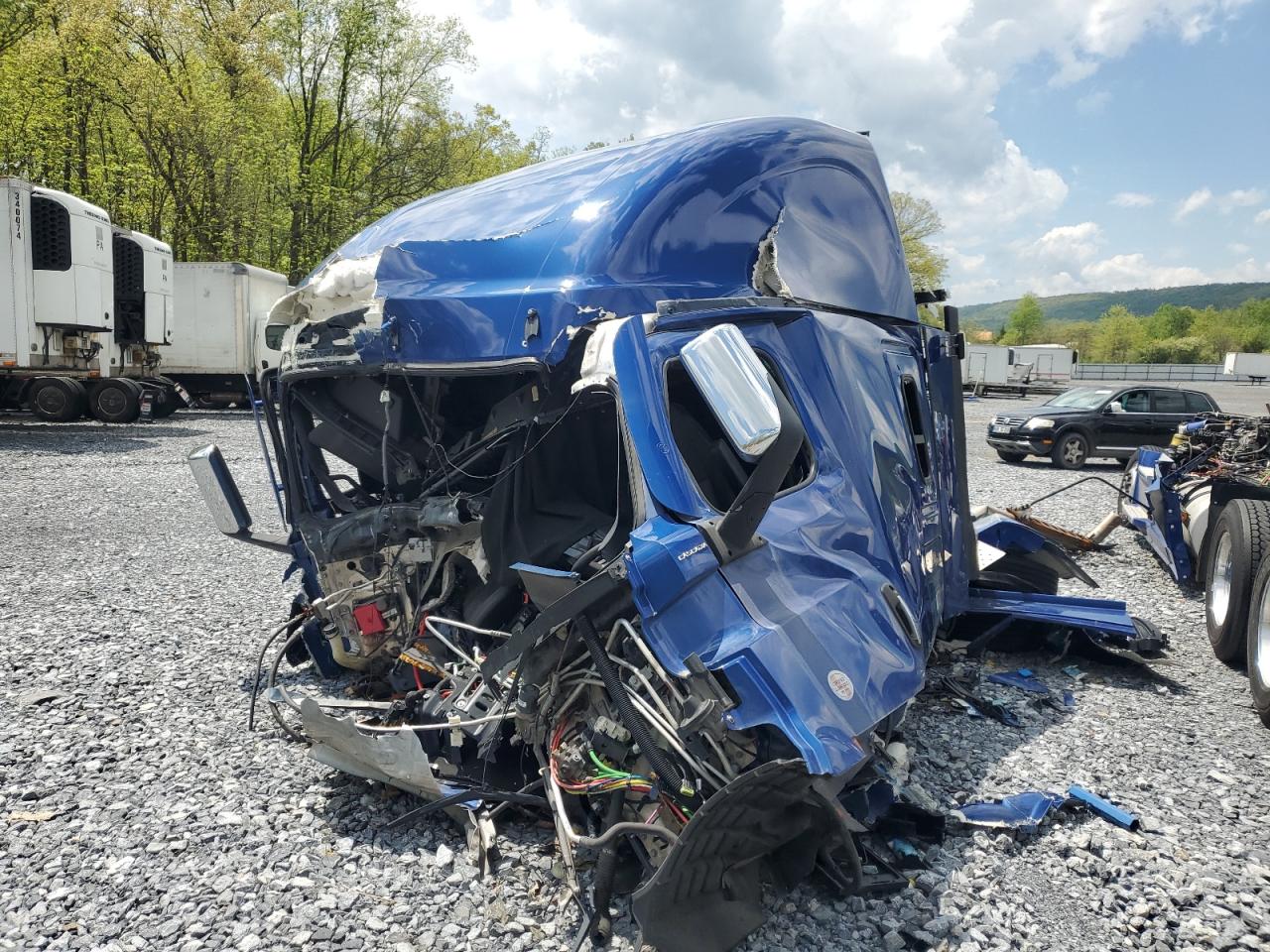 Lot #3271628348 2021 FREIGHTLINER CASCADIA 1