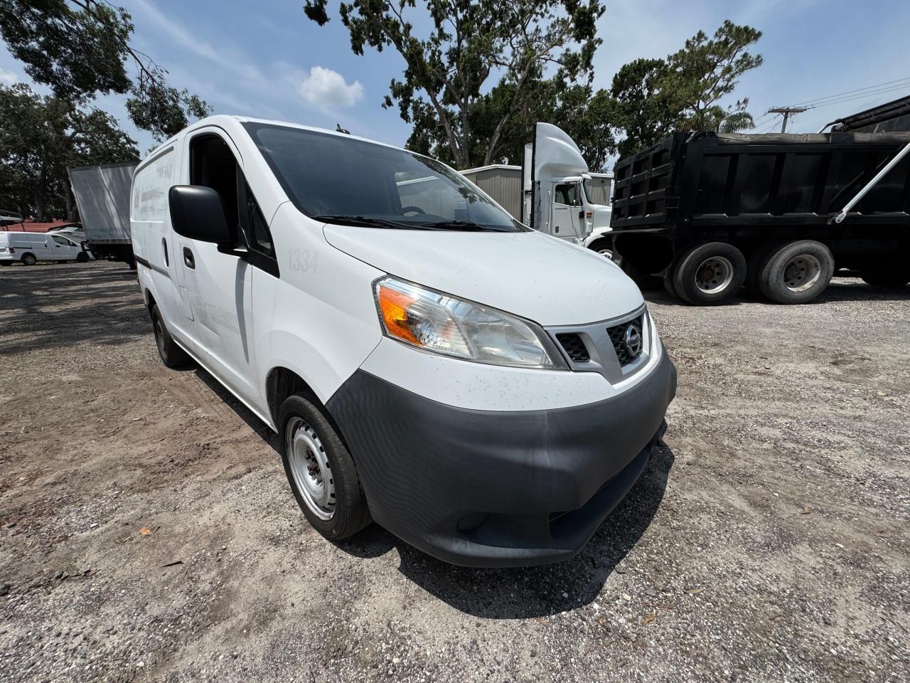 NISSAN NV200 2.5S