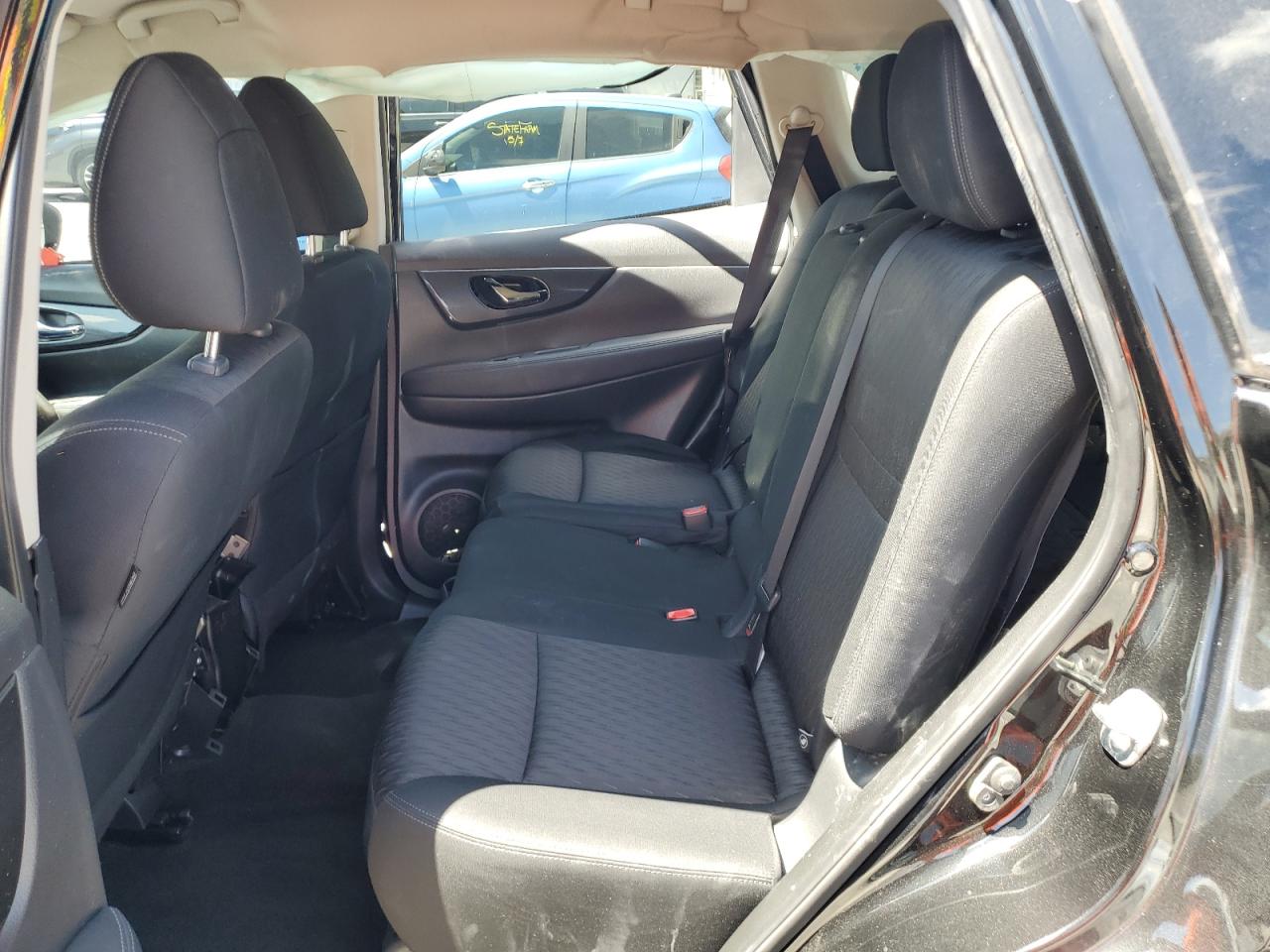 Nissan Rogue s 2018