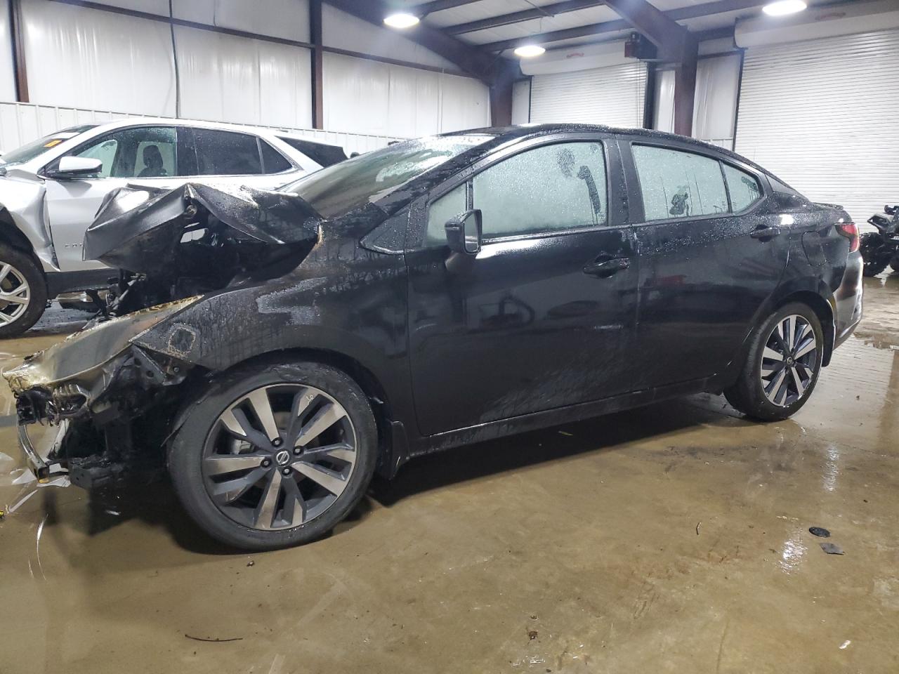 NISSAN VERSA SR