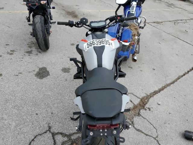 2019 YAMAHA MT07 JYARM27E2KA004942
