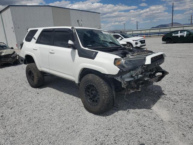 Vin: jtebu5jr2l5756875, lot: 55270405, toyota 4runner sr5/sr5 premium 20204