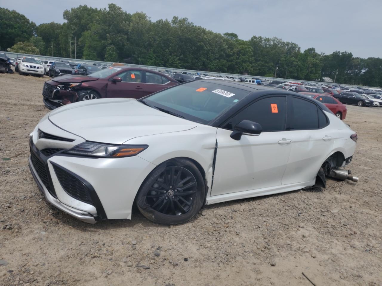 TOYOTA CAMRY XSE