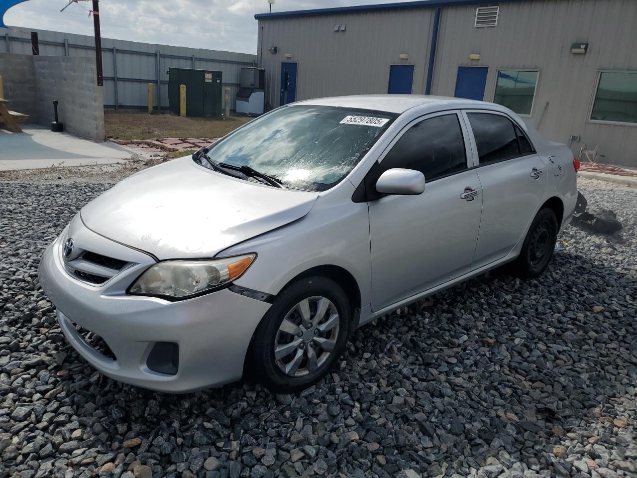 TOYOTA COROLLA BASE