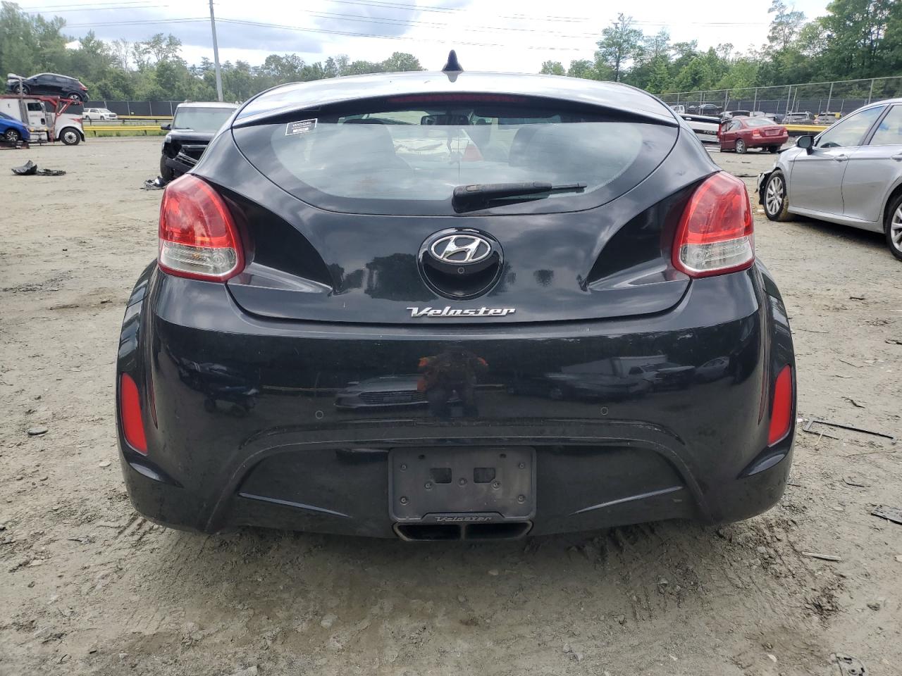 HYUNDAI VELOSTER
