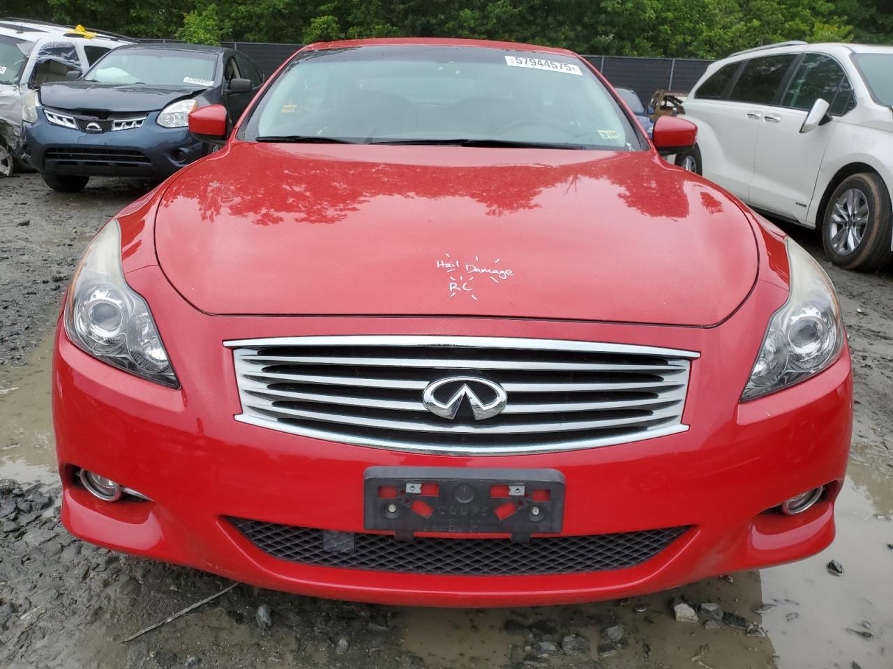 Infiniti G37 sport 2013