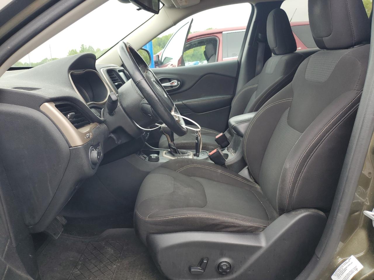 JEEP GRAND CHEROKEE LATITUDE