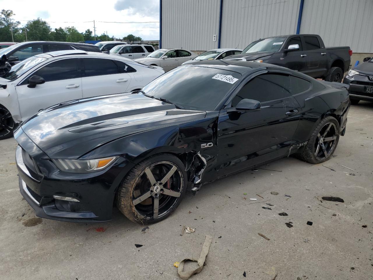 FORD MUSTANG GT