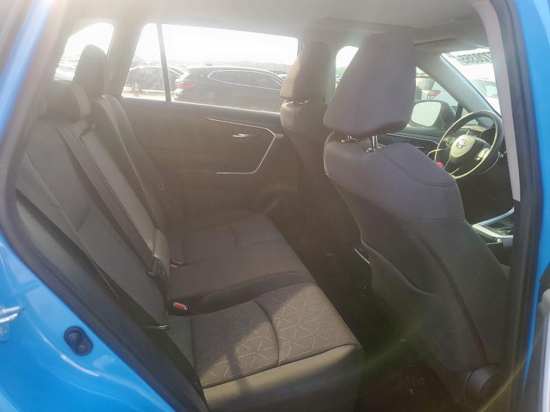 2019 TOYOTA RAV4 XLE - JTMW1RFV6KD024880