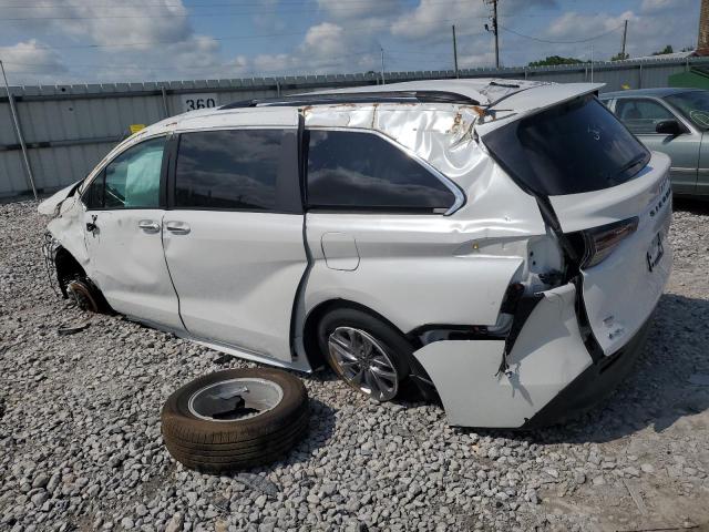 2025 TOYOTA SIENNA XLE 5TDYRKEC8SS239433
