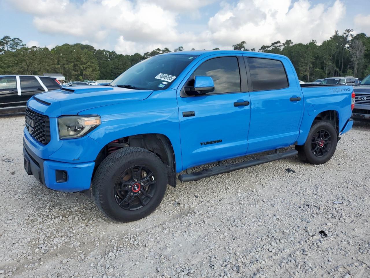 TOYOTA TUNDRA CREWMAX SR5