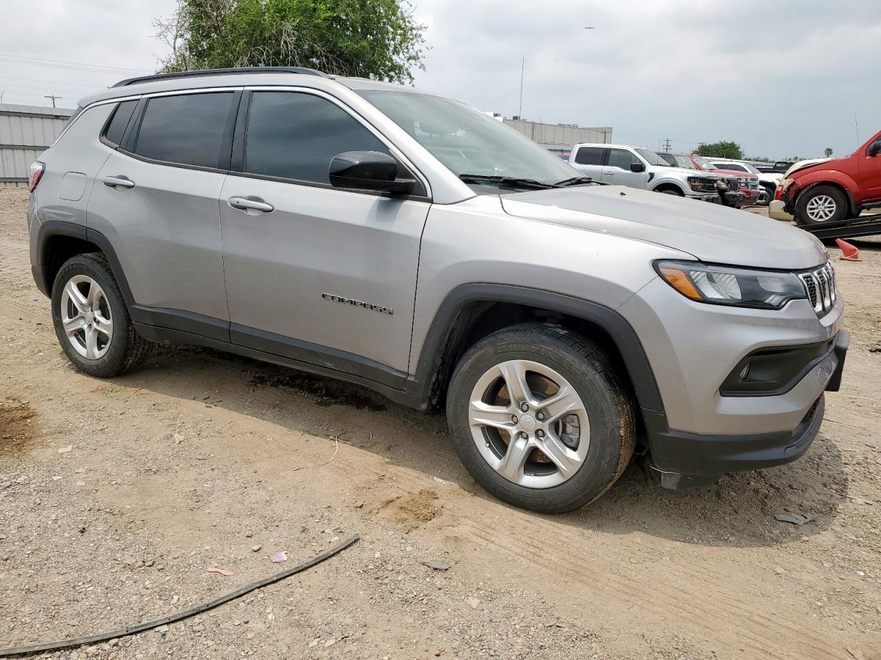 JEEP COMPASS LATITUDE