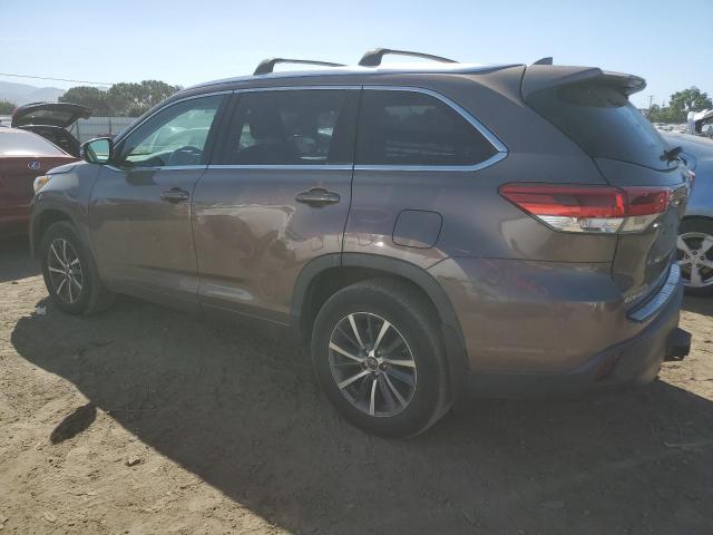 Vin: 5tdjzrfh7js811868, lot: 57050265, toyota highlander se 20182