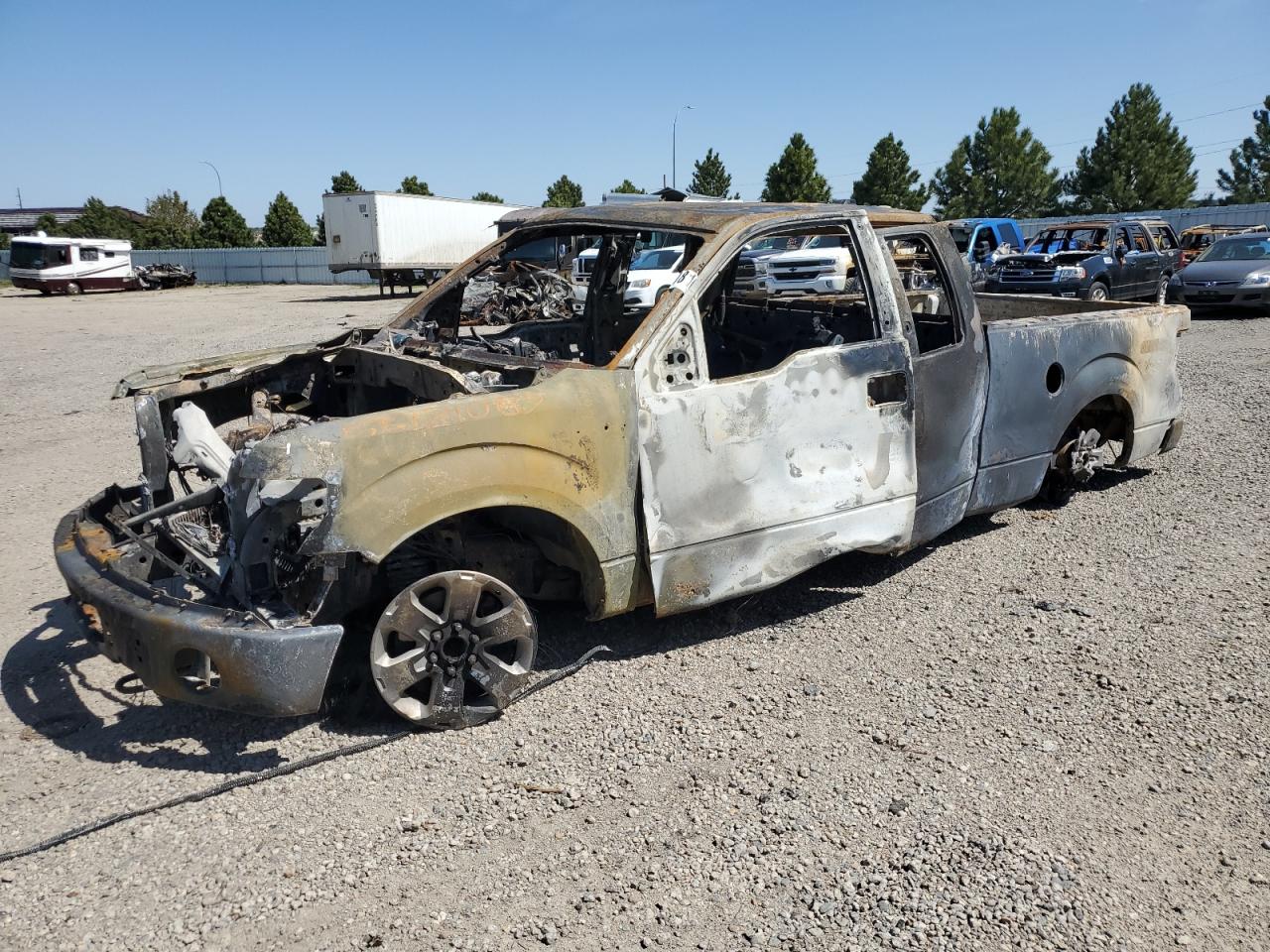 FORD F-150 SUPER CAB