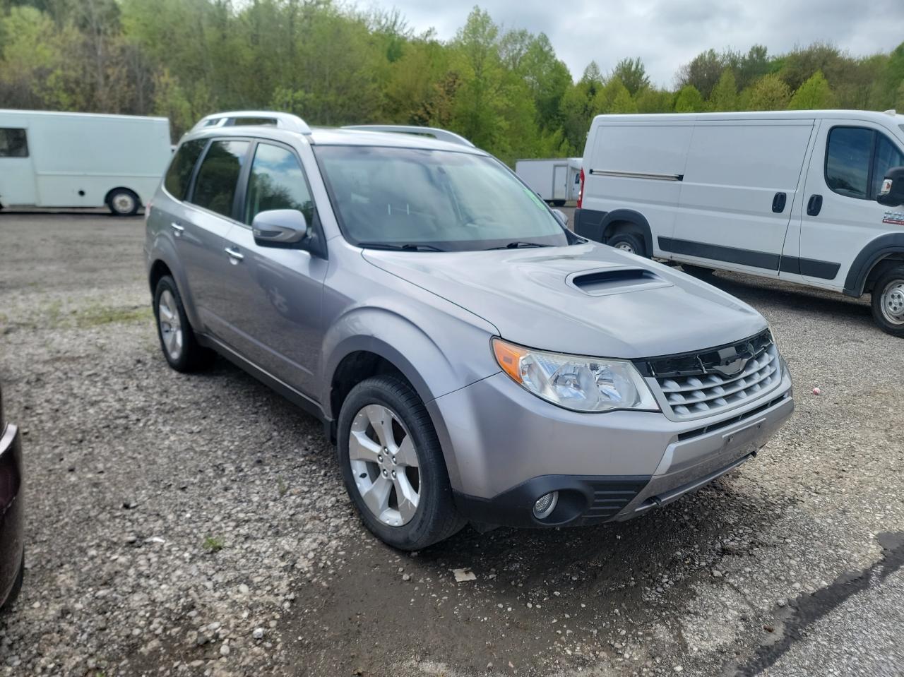 SUBARU FORESTER TOURING