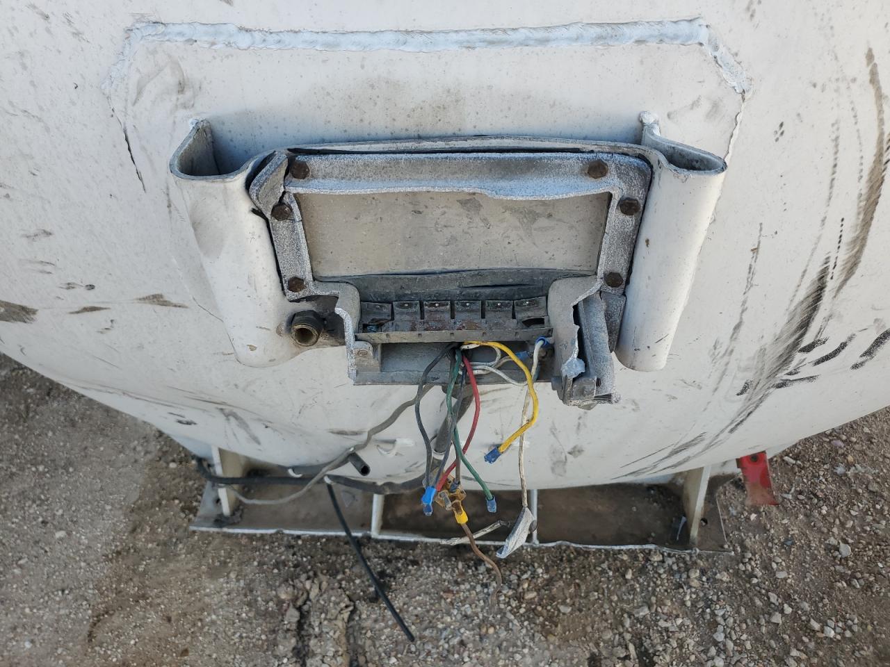 Lot #3285757649 1988 TRAIL KING TANKER