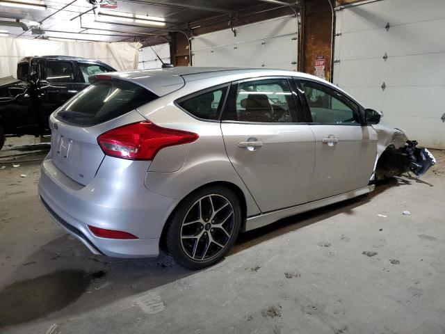 Vin: 1fadp3k28jl305197, lot: 55197525, ford focus se 20183