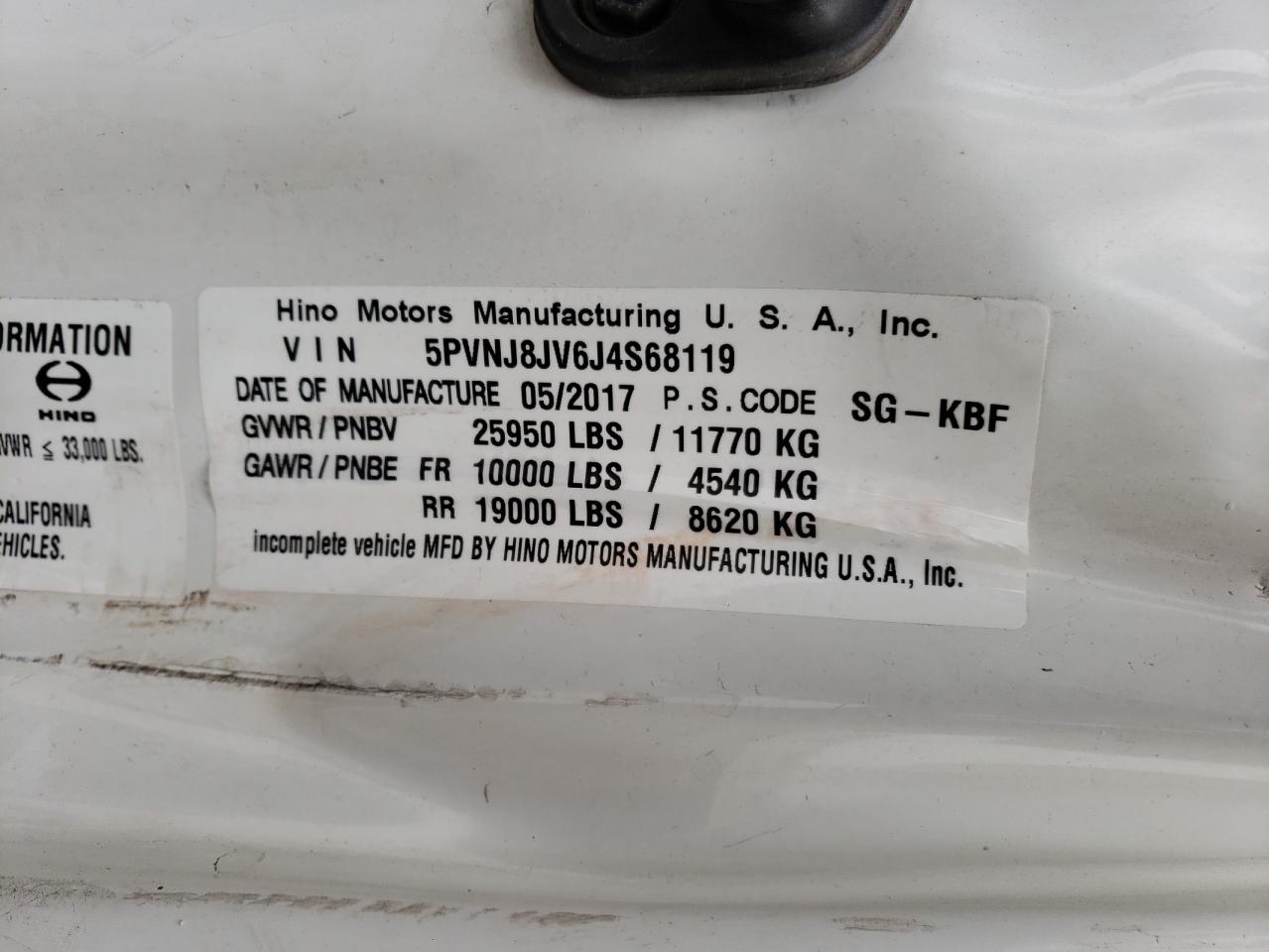 Lot #3281570398 2018 HINO 258/268