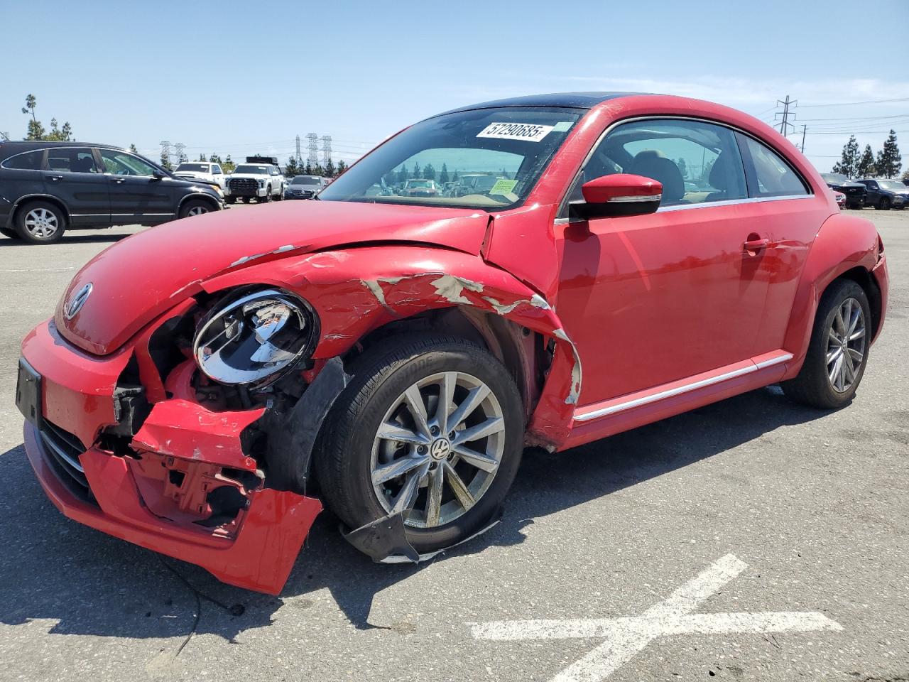 VOLKSWAGEN BEETLE SE