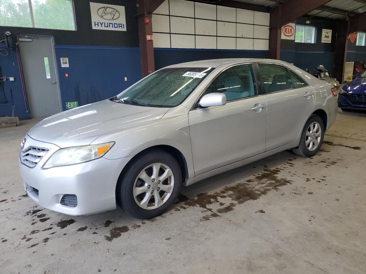 TOYOTA CAMRY BASE