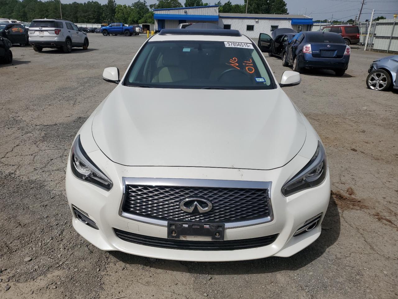 INFINITI Q50 PREMIUM