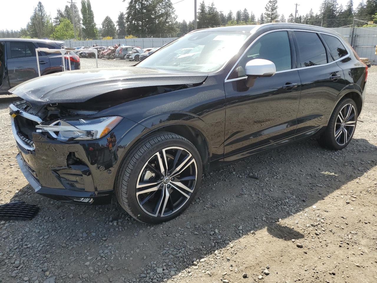 VOLVO XC60 T6 R-DESIGN
