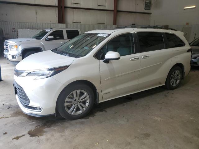 TOYOTA SIENNA XLE