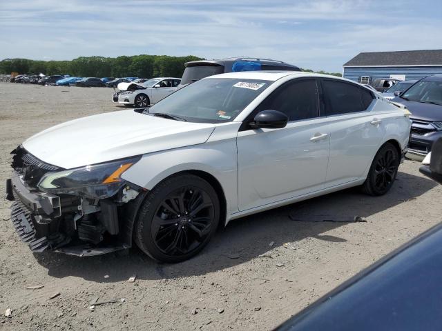 NISSAN ALTIMA SR
