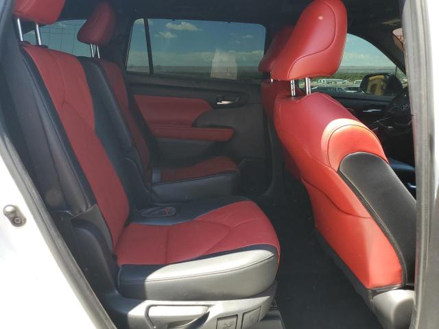 2023 TOYOTA HIGHLANDER - 5TDKDRAHXPS022049