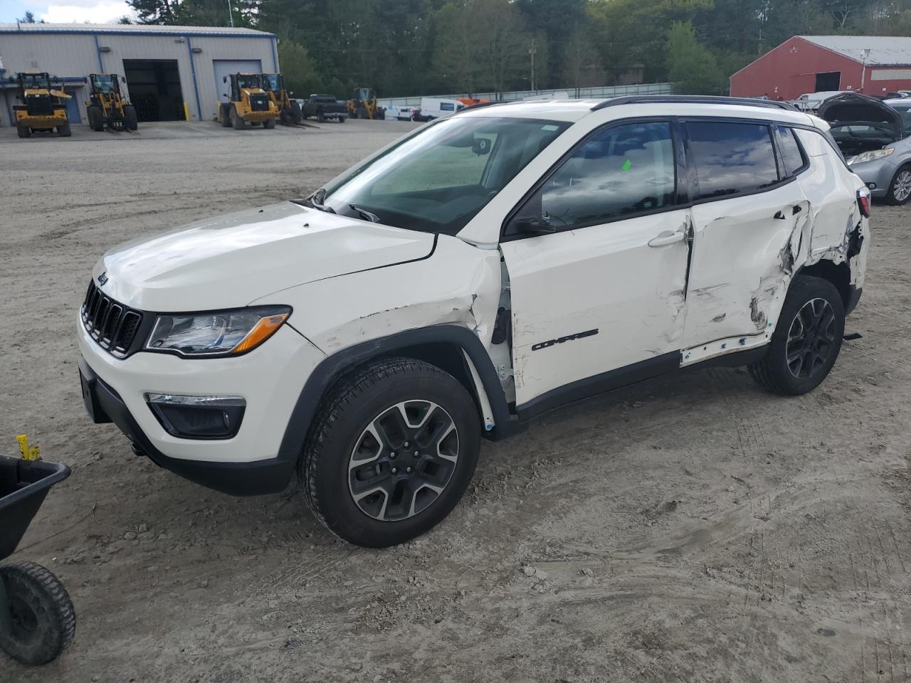  Salvage Jeep Compass