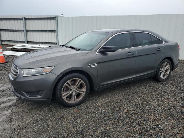 FORD TAURUS SE