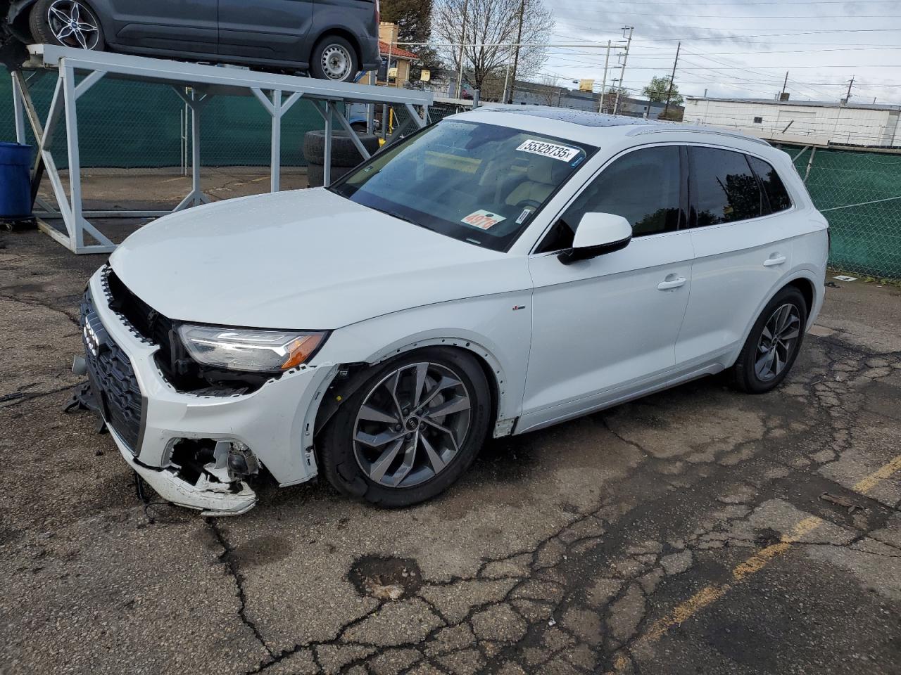 AUDI Q5 PREMIUM PLUS 45