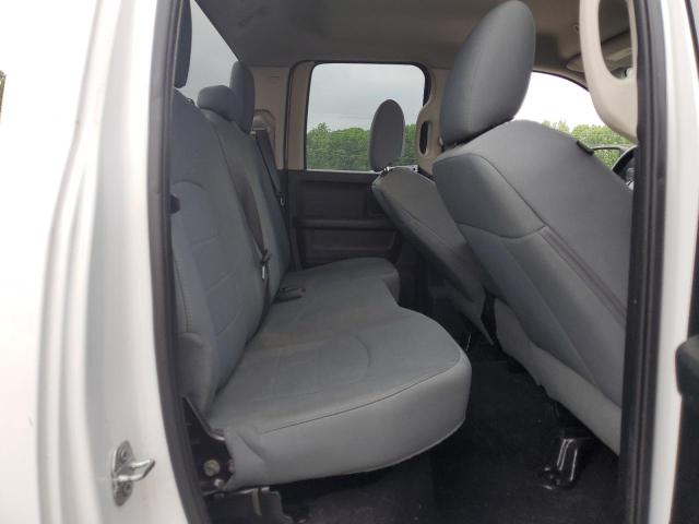 2018 RAM 1500 ST - 1C6RR6FG3JS210870